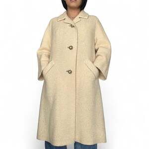 Vintage Sycamore Cream Boucle Wool Coat - Joseph Spiess Co. - S/M